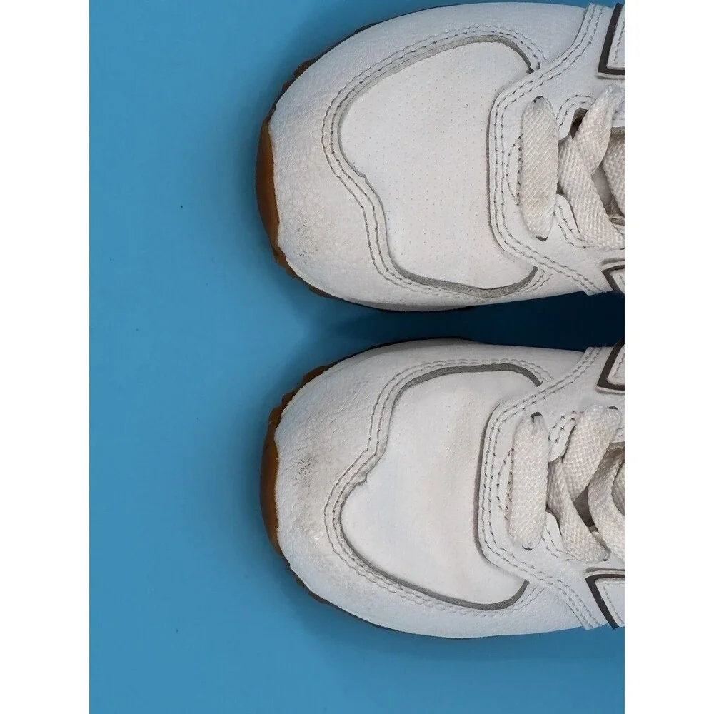 New Balance 574 Kids Size 11 White Gum Sole Sneakers PC574FHN